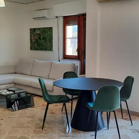 Apartment Casa D'artista Max Serradifalco *