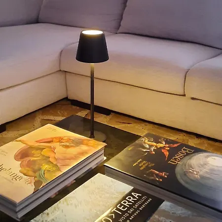 Appartamento Casa D'artista Max Serradifalco